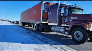 MB Truck Convoy Does Slow Roll Around WPG Perimeter & Past Legislative Building