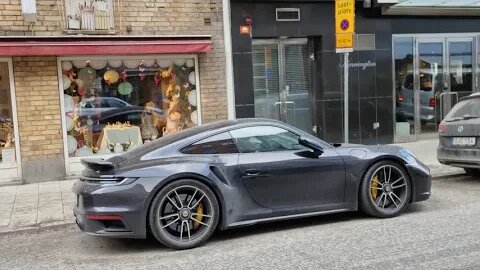 [8k] Porsche 992 Turbo S, best everyday car on the world?