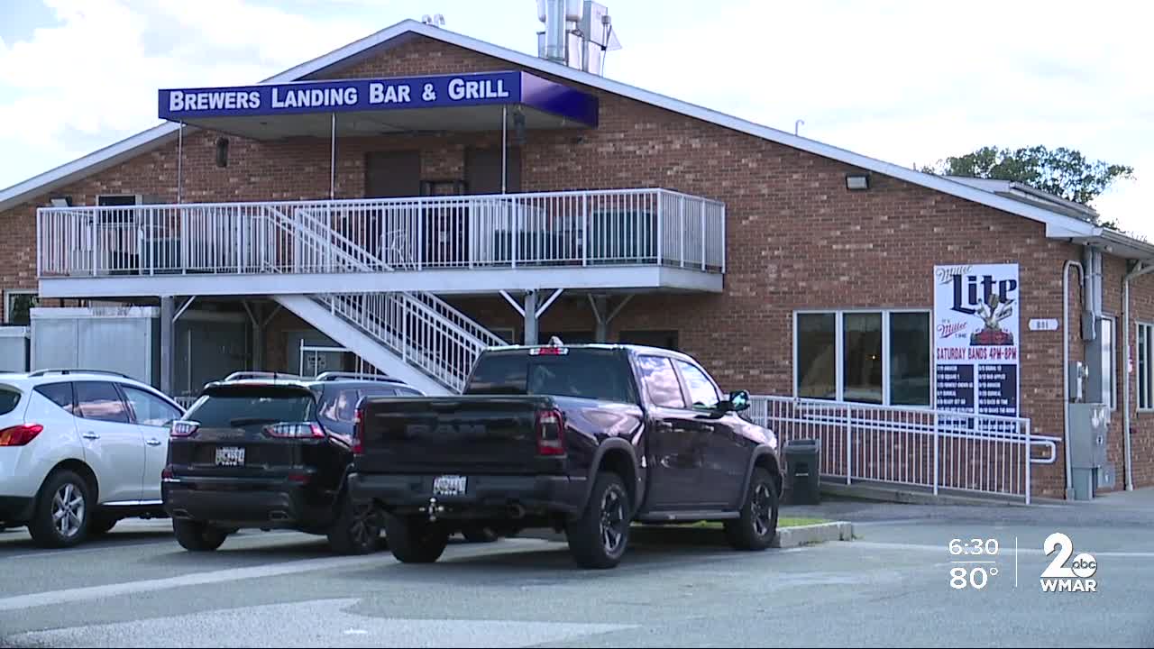 Man killed in early Sunday morning stabbing at Essex bar after fight breaks out