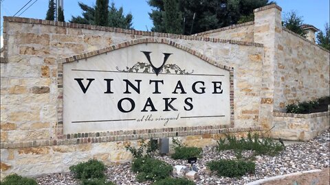 Multiple Lot Tours in Vintage Oaks as of lat Nov 2021