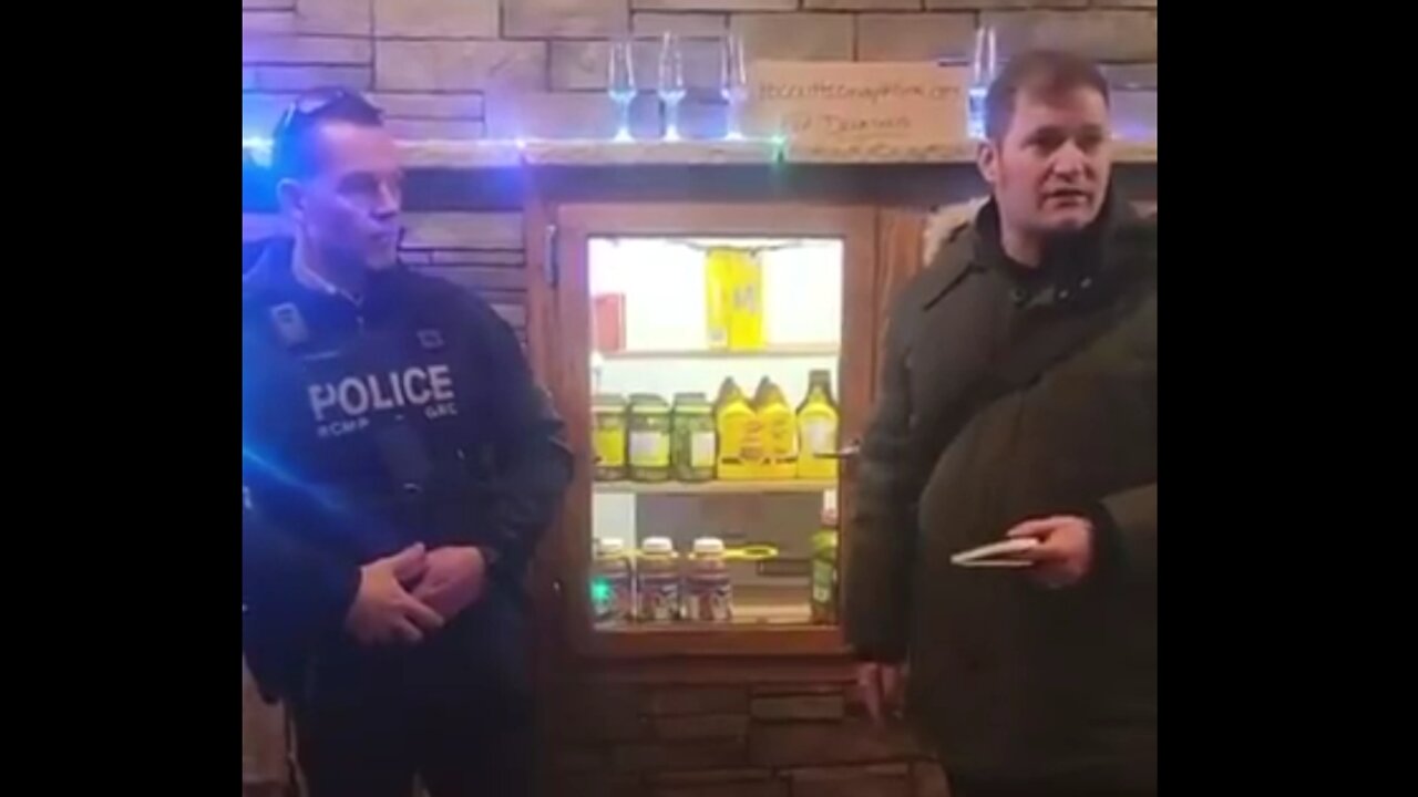 Police in Ottawa, Canada threaten to arrest truckers 🚚 🚚 🛻🛻 🗽