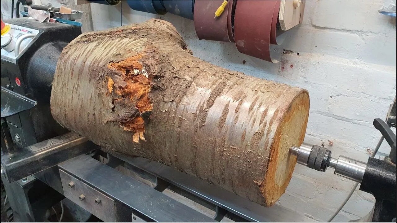 Woodturning - A Cherry Log