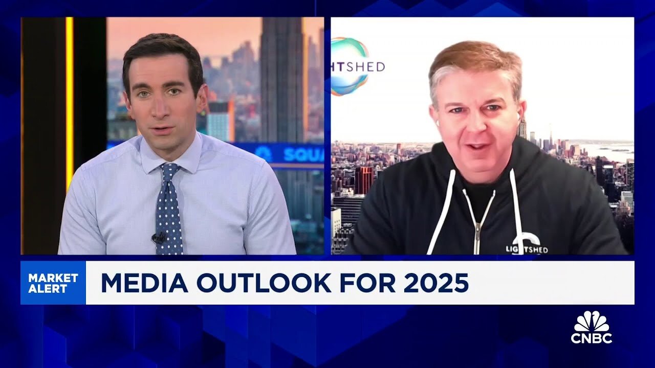 Don't see any major media consolidation in 2025, says LightShed's Rich Greenfield