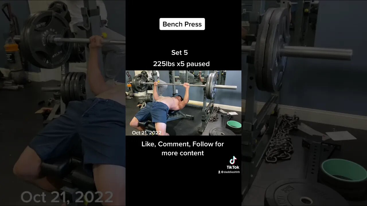 225lbs paused bench press x5 / light weight/ stretching the pecs