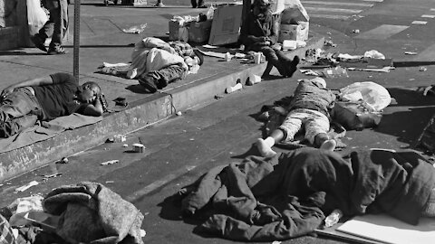 Black And White Comparison Of America: Today Vs Then Shows How Bad It’s Gotten