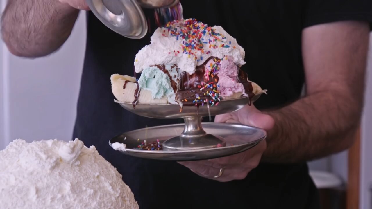 Best Ice Cream Parlor Will Bring You Back To 1960s NYC - Love it!