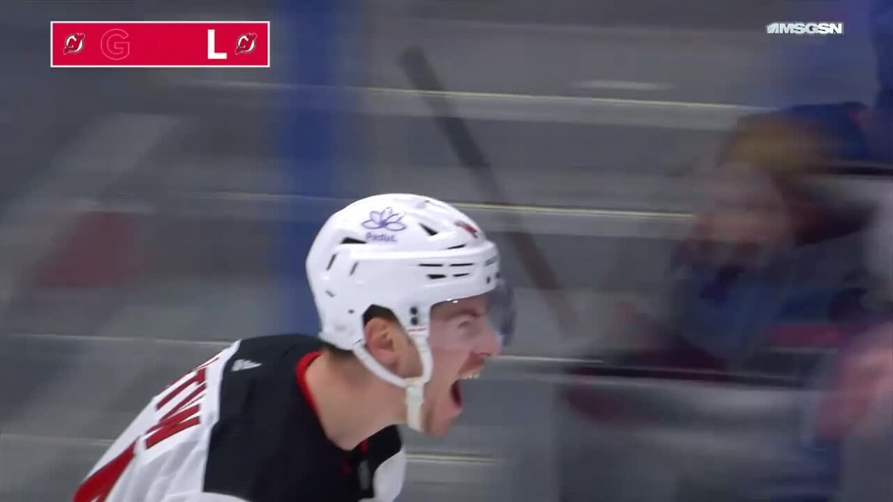 Bastian ties it in his 200th NHL game