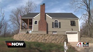 Woman rehabs $1 homes for homeless families