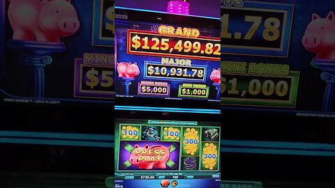 PIGGY BANKIN JACKPOT GOT ME SQUEALING #casino #lasvegas #lockitlink