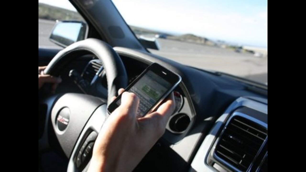 New texting and driving law causing concerns