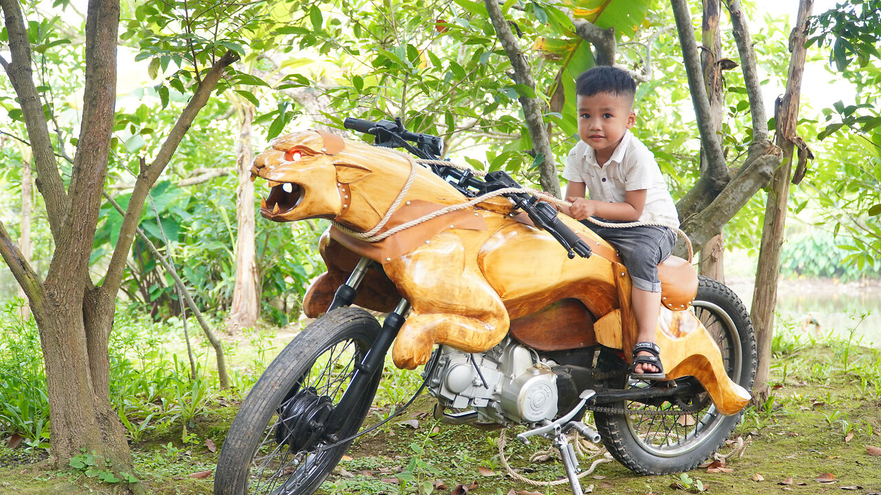 The Gold-Plated Jaguar Motorcycle Built by a Talented Young Man