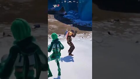 Fazer aquela dancinha pro #tiktok no meio da batalha #fortnite #shorts