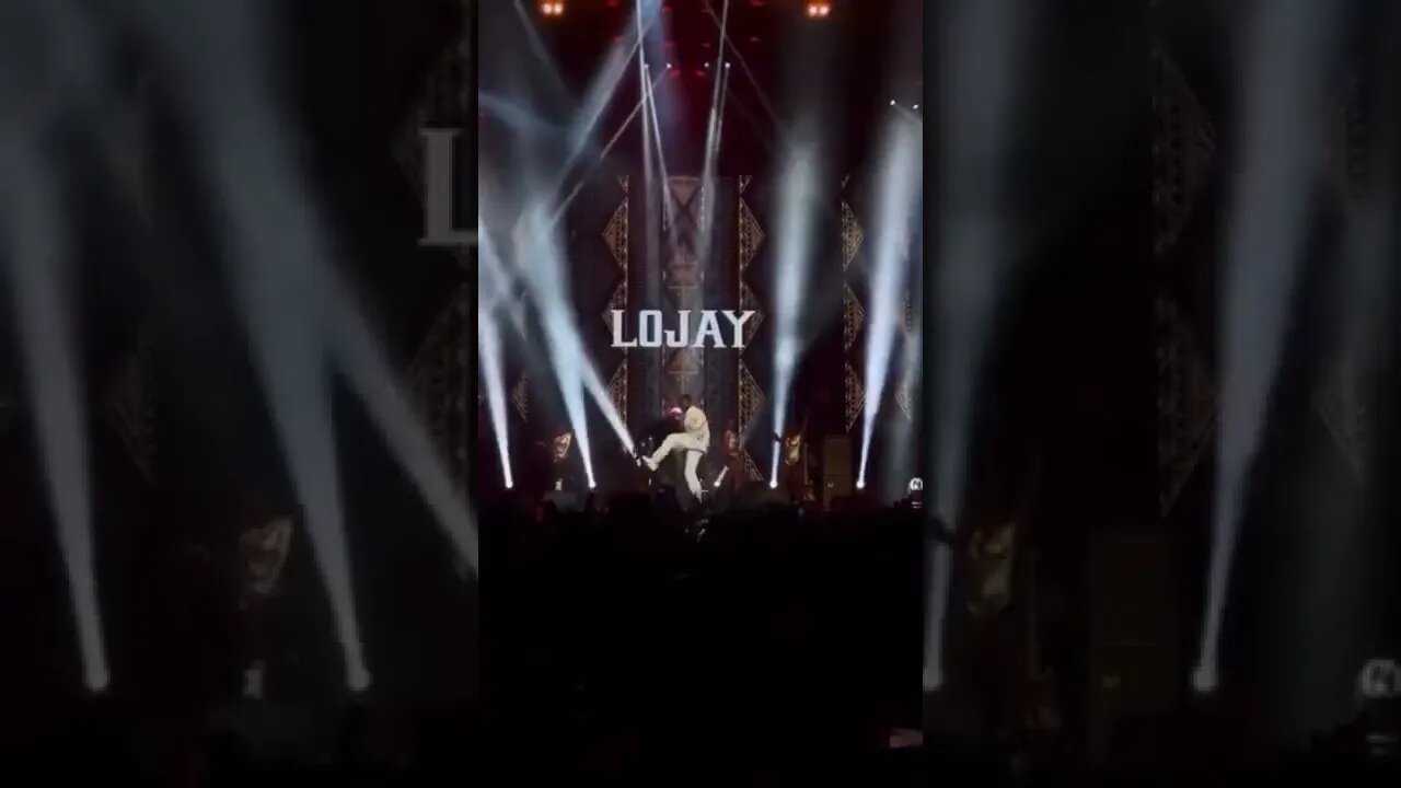 Lojay performing MONALISA x TONOGO at the Coca-Cola Arena in Dubai