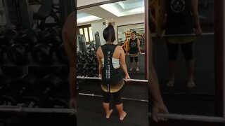 Barbell Shrug May Tita