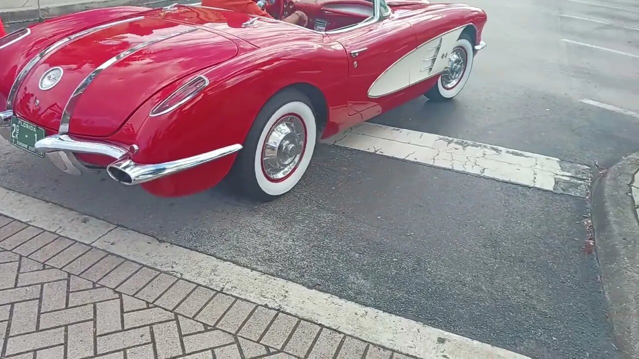 CLASSIC CARS