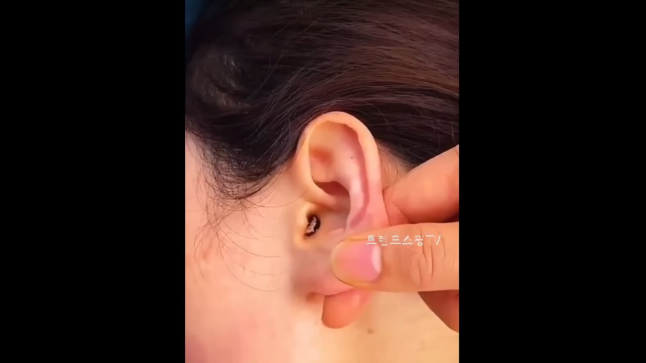 BEST WAY TO CLEAN EARS