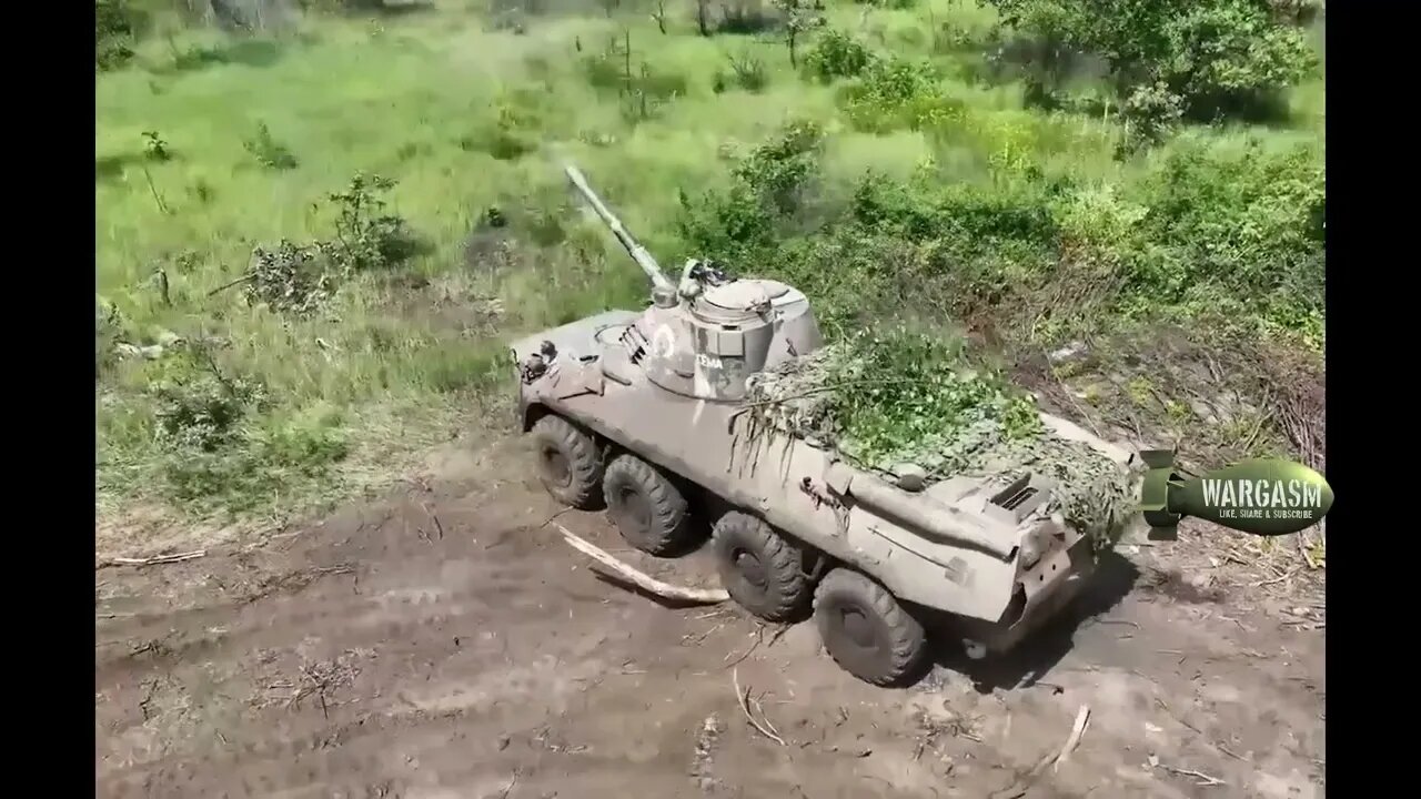 Russia's 'Nona-SVK' self-propelled gun at work in Krasnolimansky