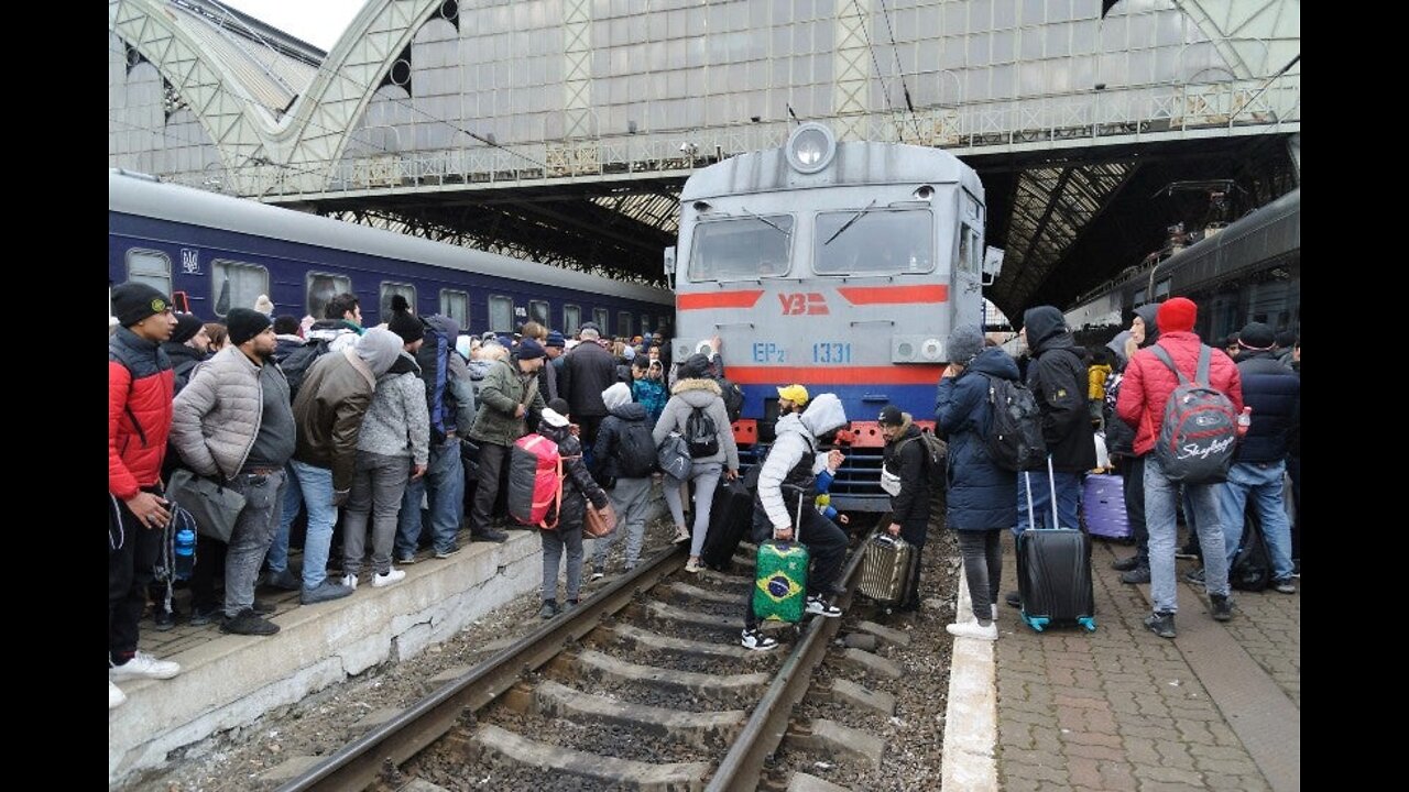 The Russians leaving their country for Finland - BREAKING NEWS Ukraine Russia war