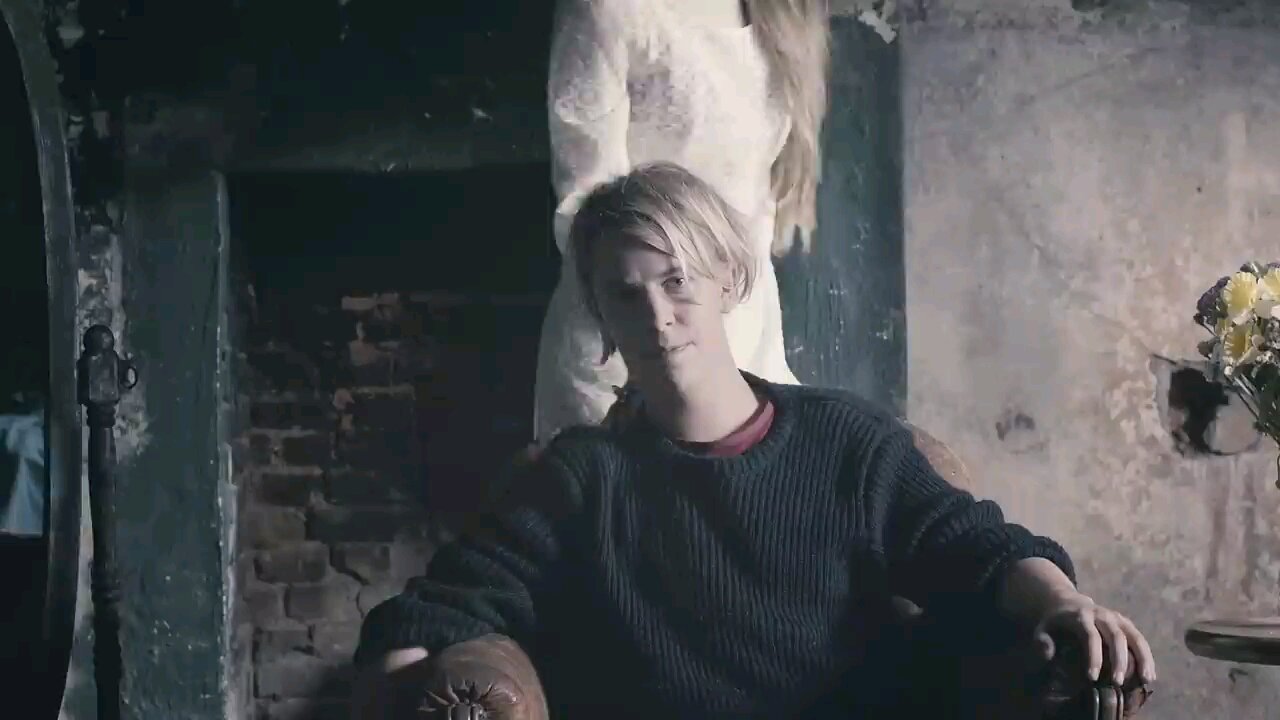 Tom Odell - Another Love (Official Music Video)