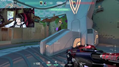 Kay-O plays by Dpkrozz at Pearl getting a 3k using a Specter