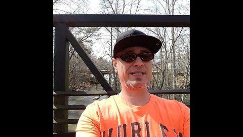 Beautiful Feminist Women Can't Keep a Man