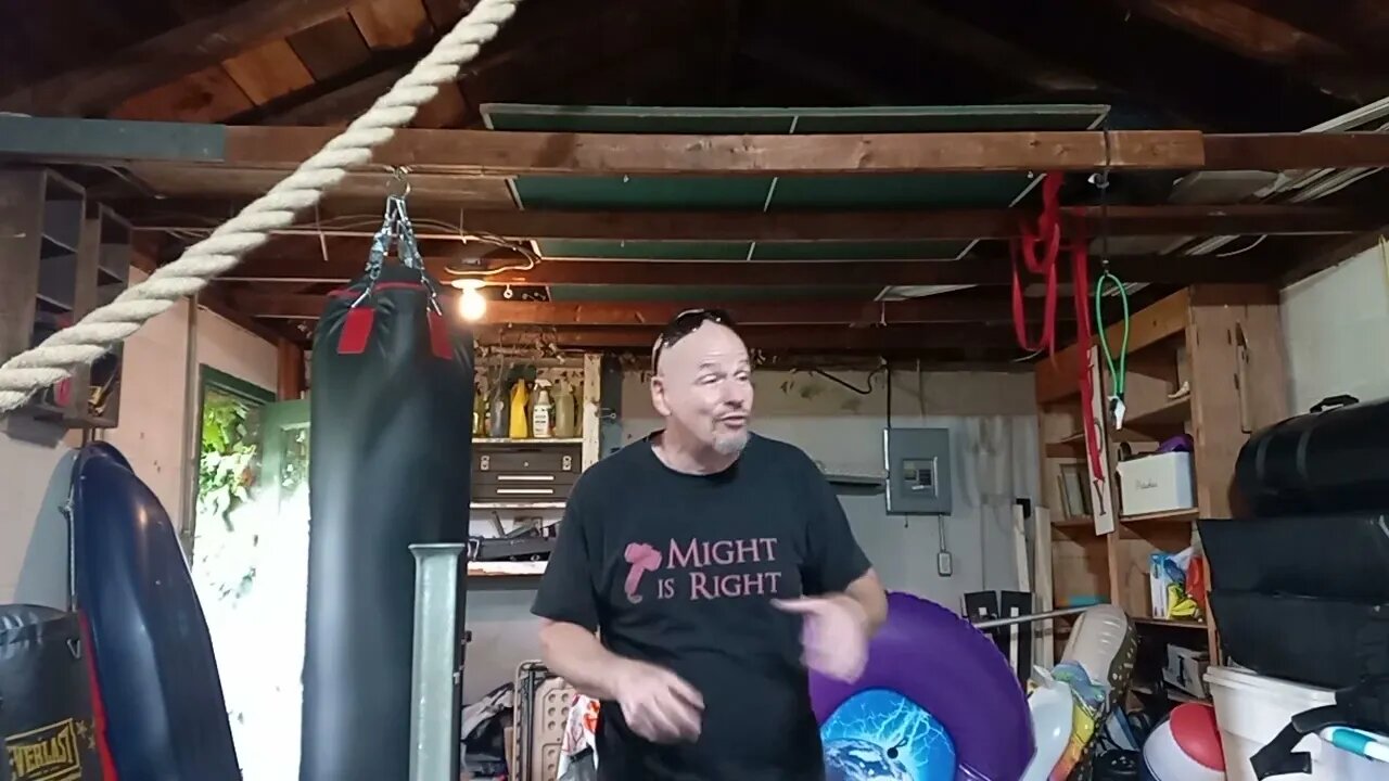 The Manual Labor And How It Offends The Gym Cult.