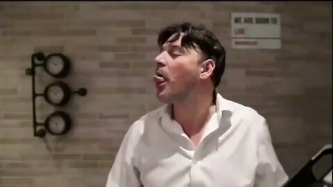 IN CHAT CON LO STRONZO MORRIS SAN E LO STRONZISSIMO ANDREA