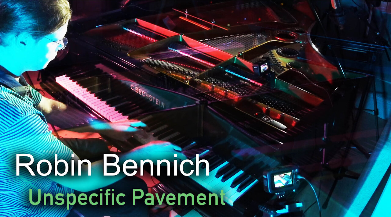 Robin Bennich - Unspecific Pavement