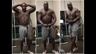 Shaq Shows Of How Ripped His Is At His Old Age