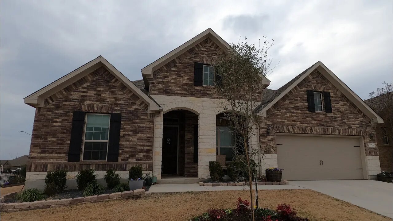 Pre-Existing Home for sale, Stone Crossing Subdivision, New Braunfels Tx