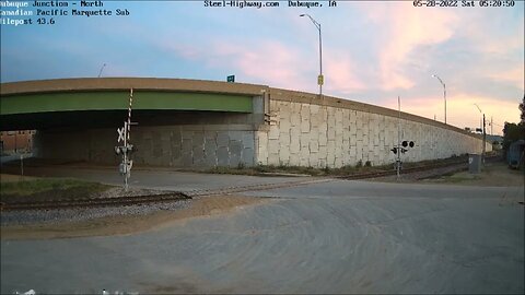 Sunrise at Dubuque Junction, IA along the CP on May 28, 2022 #SteelHighway