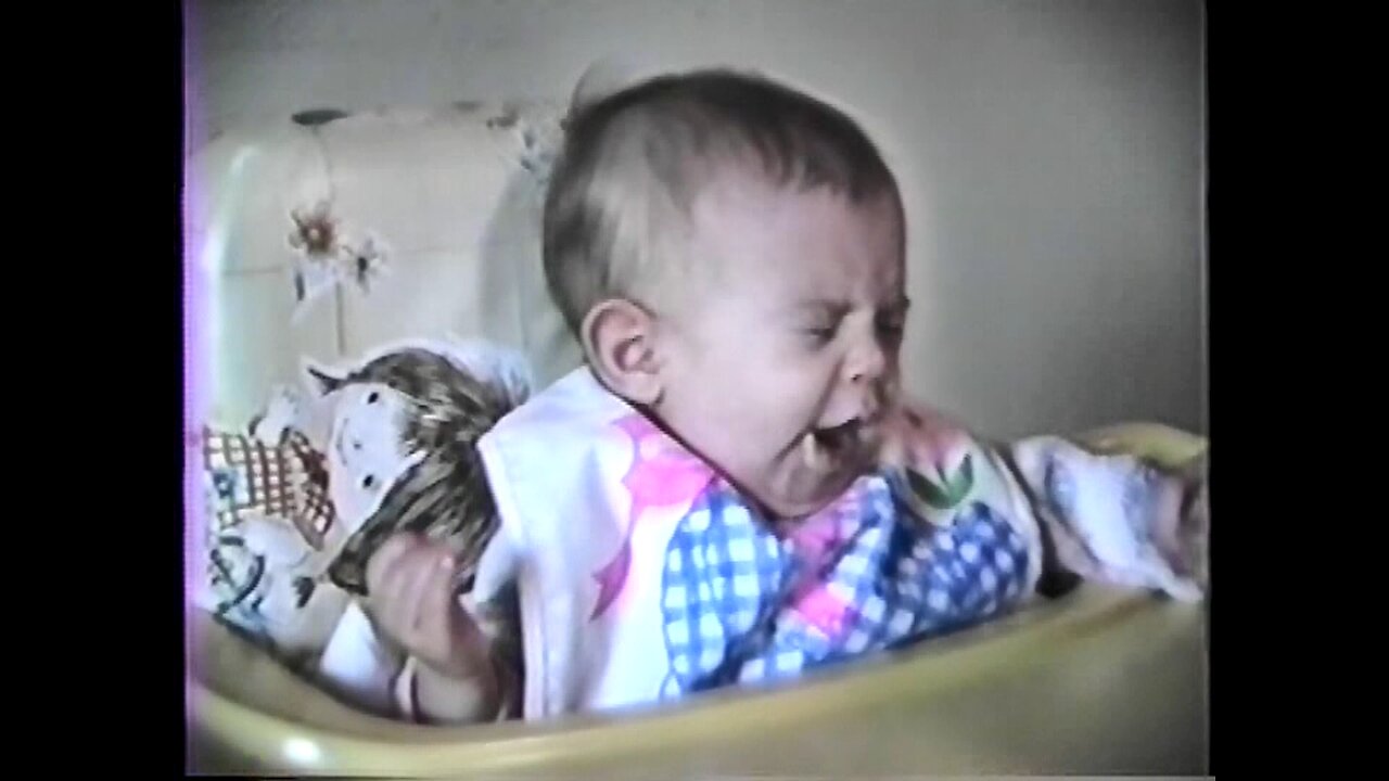 1991-01-09 Emily 5 mos. baby talk and eating first time