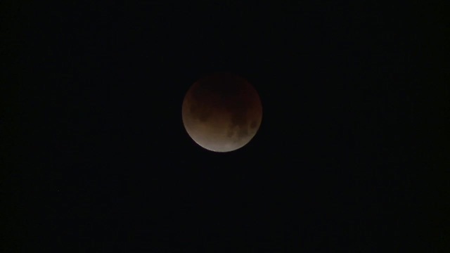 First look at Super Blue Blood Moon lunar eclipse in Las Vegas