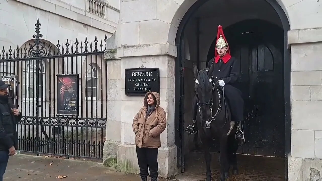 Why have your photo taken if your scared #thekingsguard