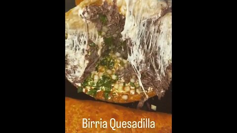 Birria quesadilla | @birrieriadimas on IG 🐂🧀 #shorts #birria #quesadilla