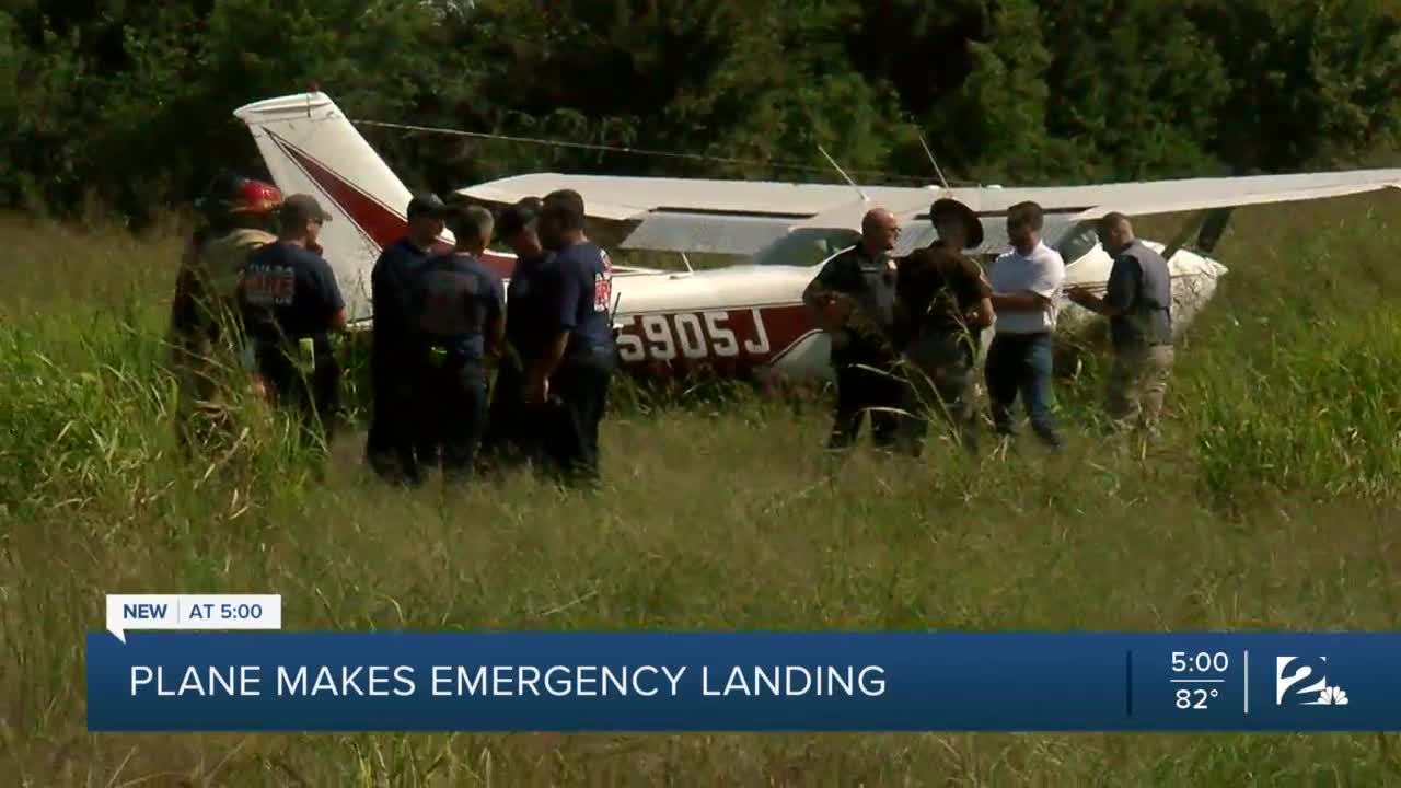 Plane makes emergency landing in field in southwest Tulsa