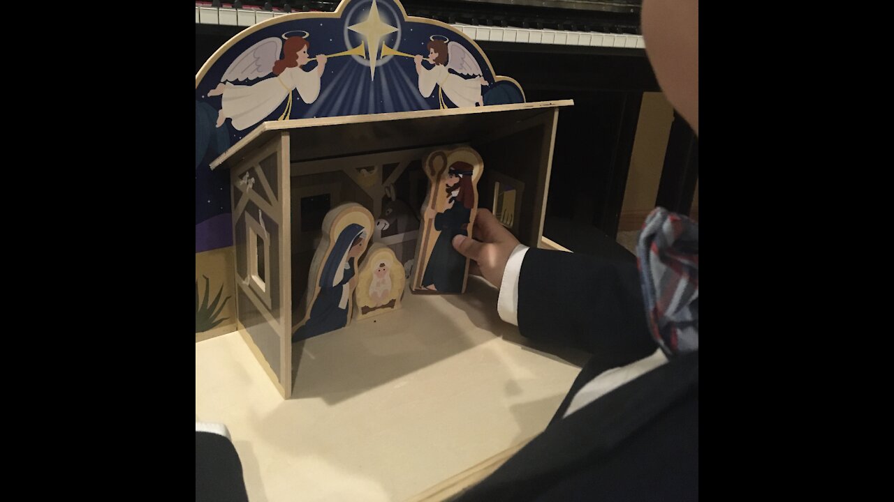 Gifted Child plays Away in a Manger