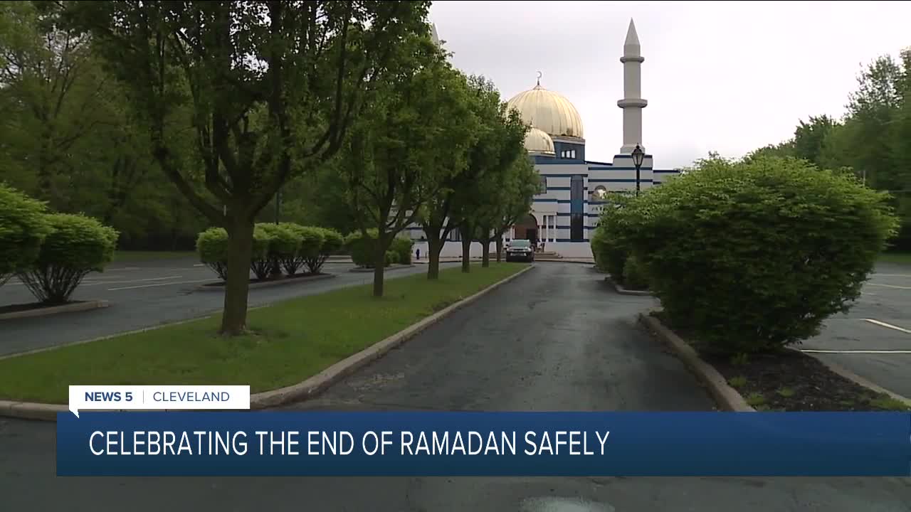 Islamic Center of Cleveland holds drive-thru Eid al-Fitr celebration