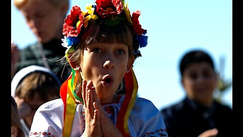 Girl's Holidays Reaction Funny Reaction Ukraine Attire Ribbons