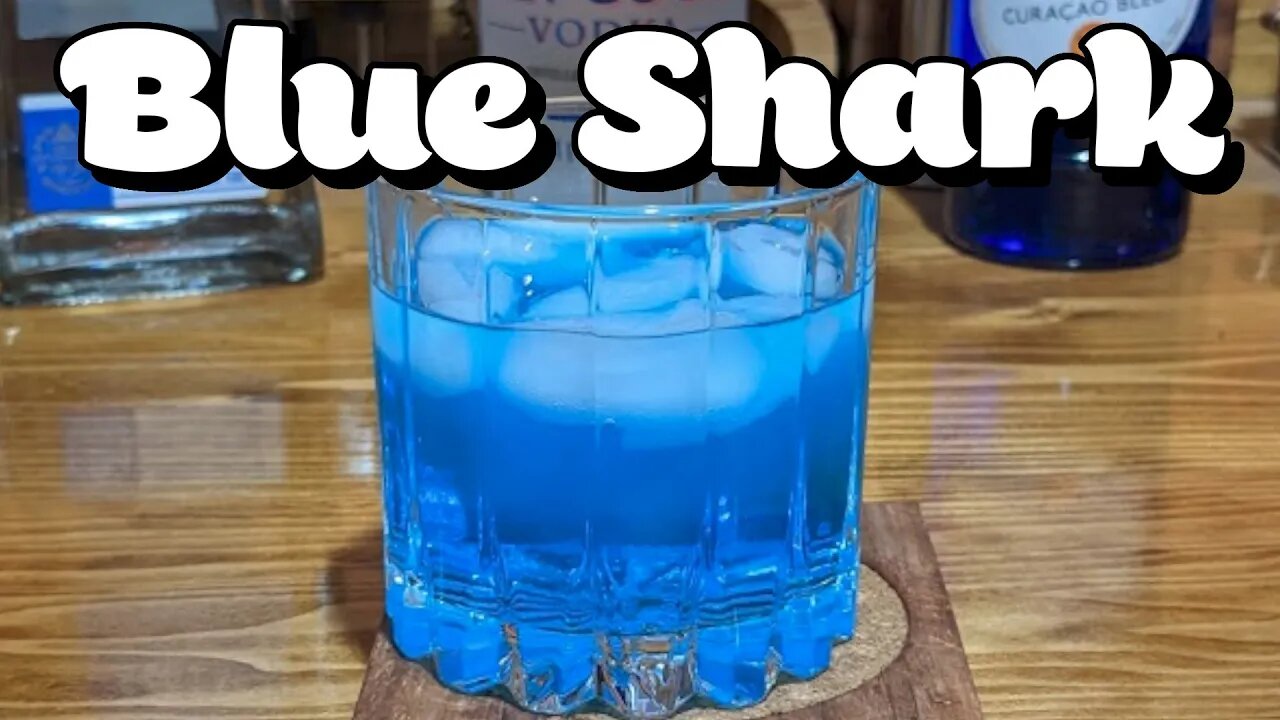 How To Make A Blue Shark Cocktail - Mixed Drink Mixology