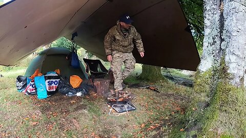 spending time under a tarp . riverside wildcamping Sep 2022