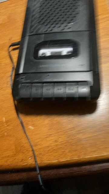 Shoebox Audiotape player