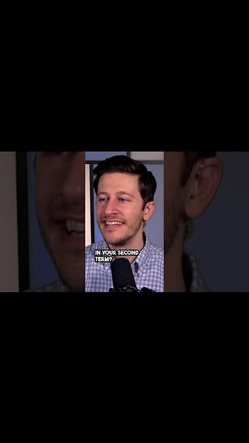 Trump Confused at Bizarre New Year's Eve Event #shorts