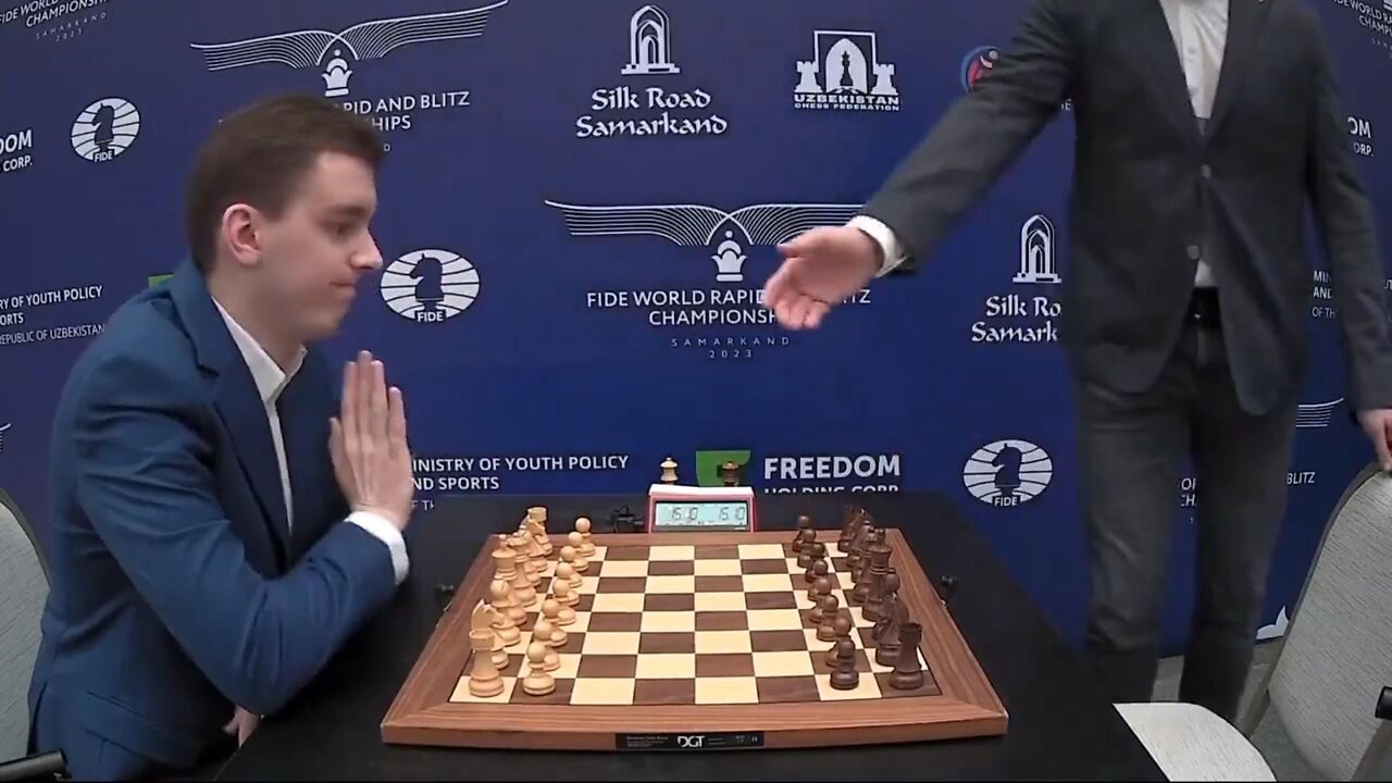 Polish D-head refuses to shake hands with Russian during the Chess World Championship