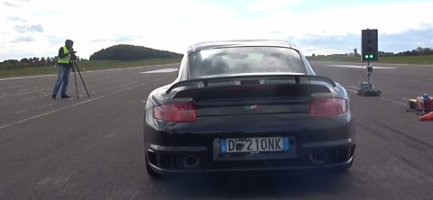 2000HP Porsche Does 1/2 Mile In 14 Seconds!