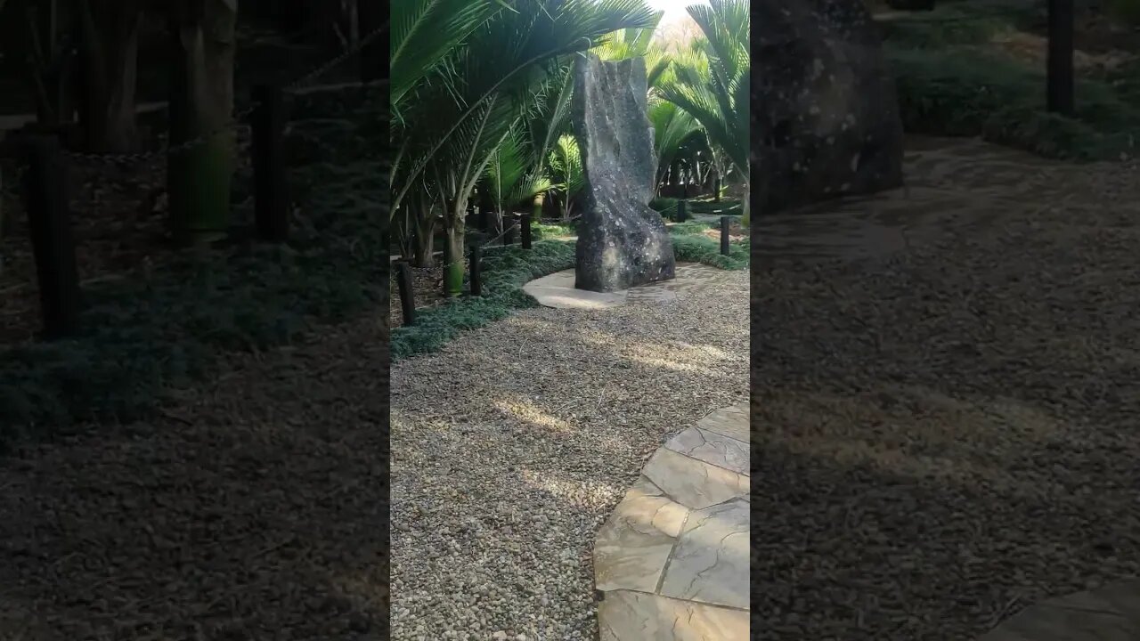 Scultureum sculpture park stone circle
