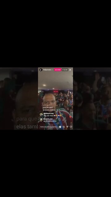 Jogadores do Flu cantando "Boi da cara preta, Paulo Henrique Ganso joga mais que o Arrascaeta"