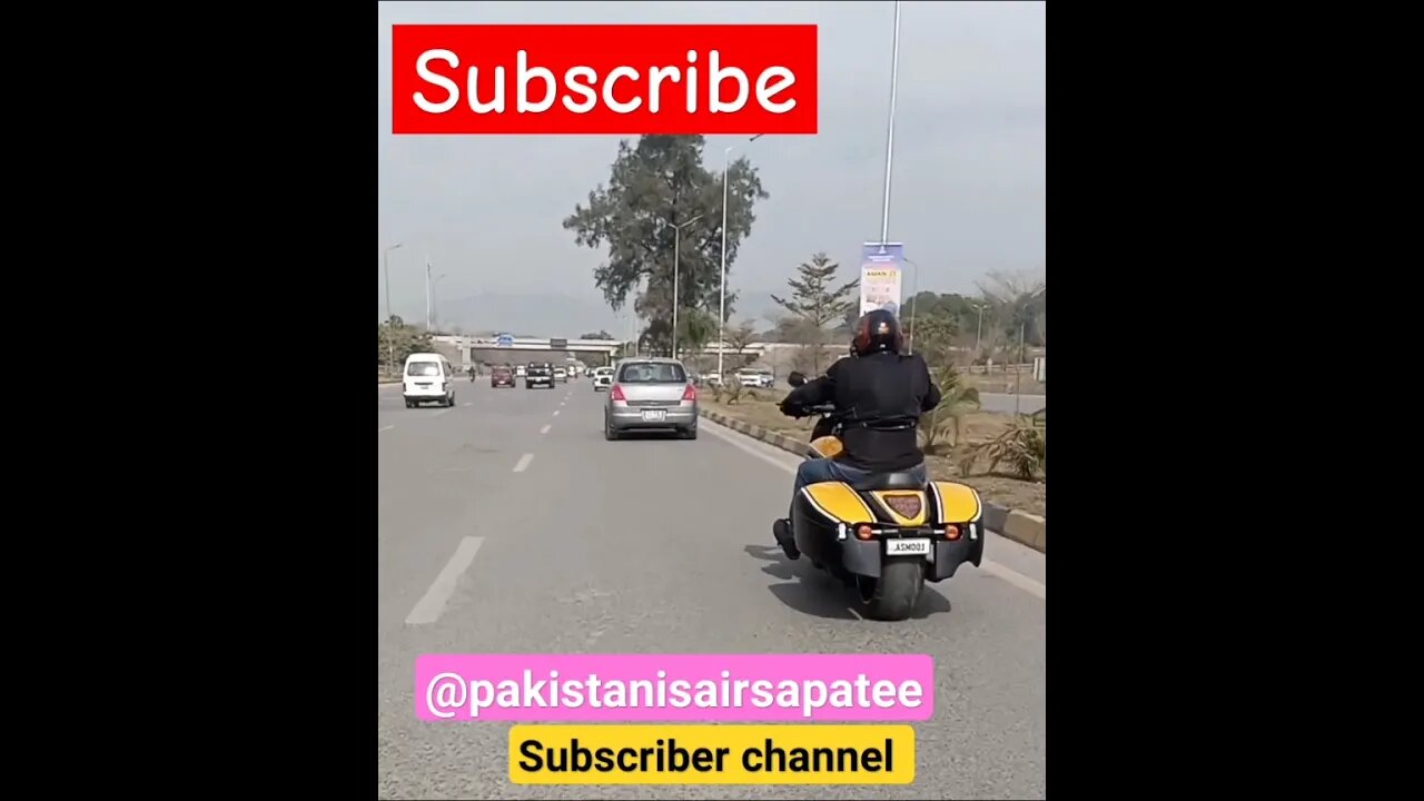 heavy bike on highway...#ytshortsvideo #trending #viralvideo @pakistanisairsapatee