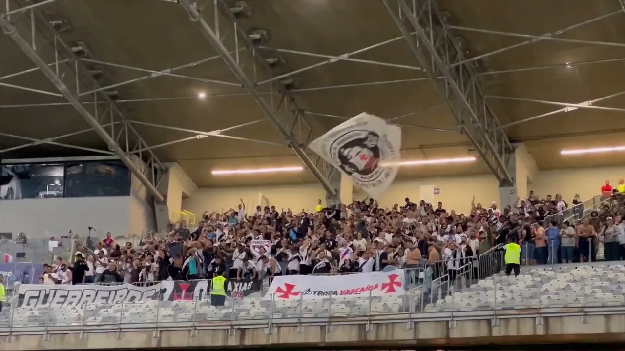 Cruzeiro x Vasco - Torcida do Vasco no Mineirão cantando