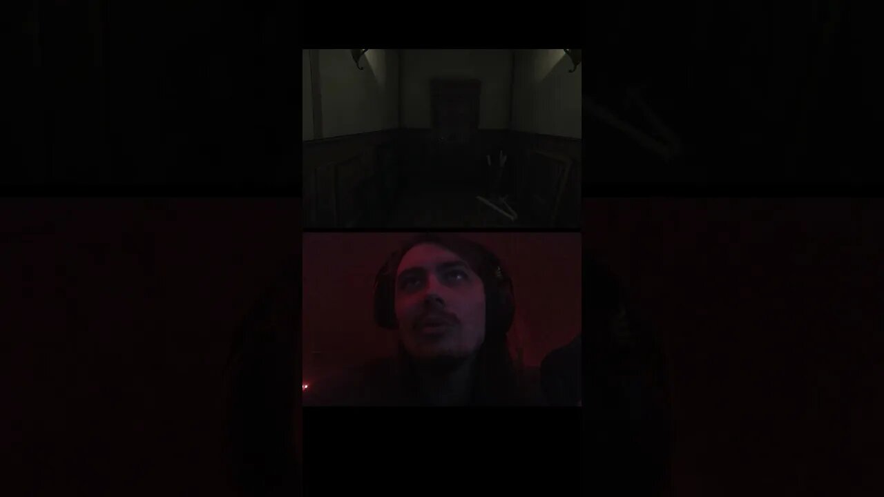 Layers of Fear with a herman miller wheelchair. #horrorgaming #scarygaming #englishgaming